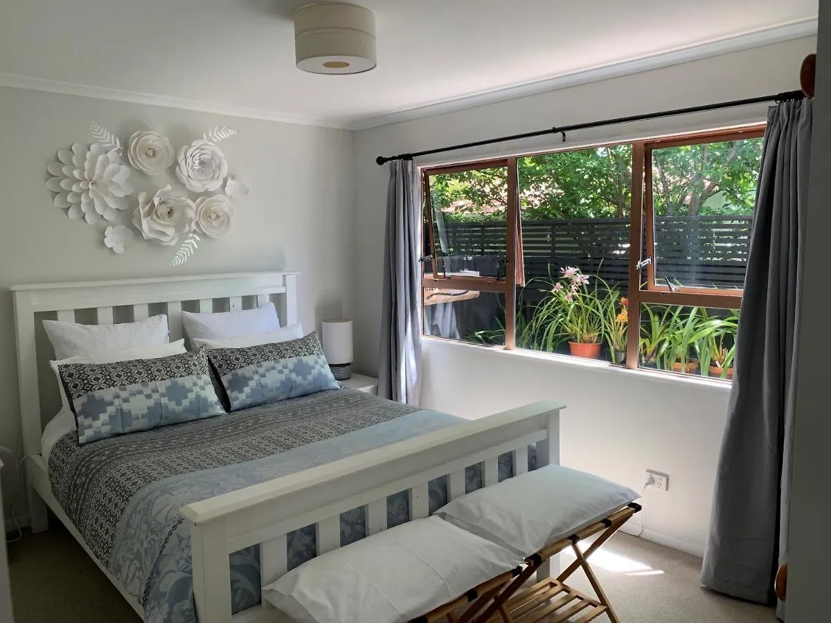 Apartment Twin Oaks Quiet Cottage Paraparaumu