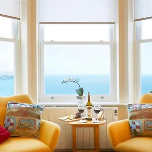  Apartment Denelea, Amazing Sea Views!!!!! Yorkshire Coast Lets United Kingdom